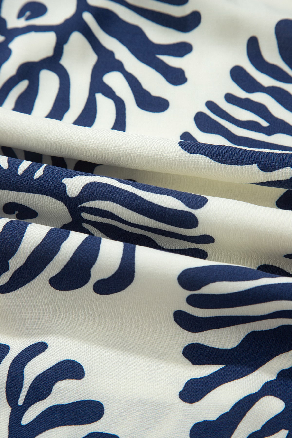 The Isabelle Blue Botanical